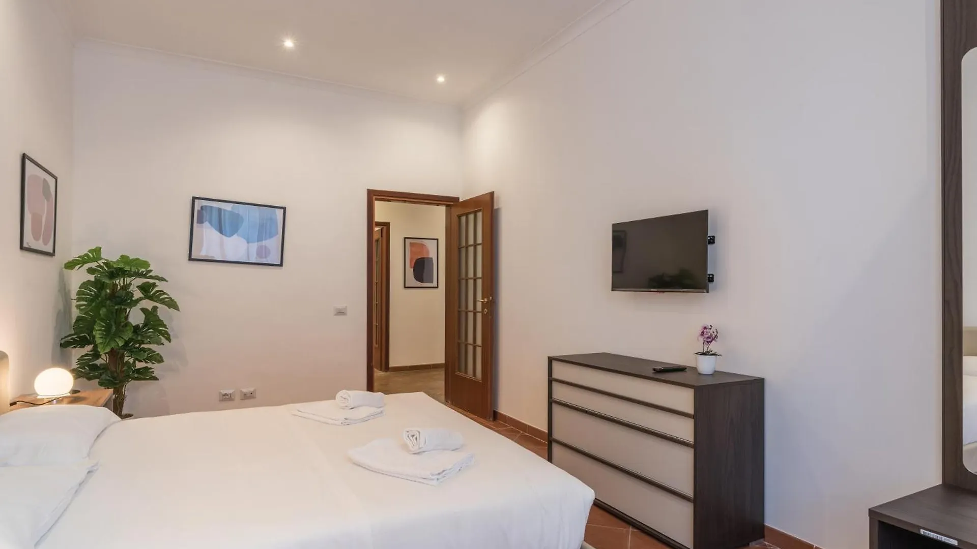 Joivy Lovely Flats Next To Fontana Di Trevi Ρώμη Διαμέρισμα